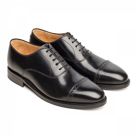 Оксфорды панчкэп Berwick 4344 Black